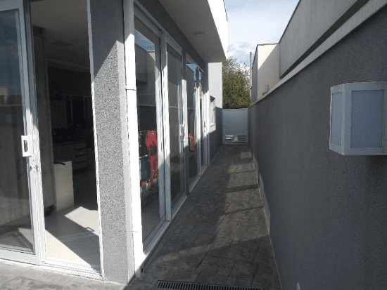 Casa - Nova Odessa - SP - Residencial,Comercial - Rua Dos Antúrios, 96, Associacao Dos Proprietarios Do Residencial Jardim Primavera Lote 06 Quadra 15, Jardim Primavera, Nova Odessa, SP, 13380576. Casa, Em condomínio, Ocupado, 1 vaga(s) de garagem. Área(s): 318,62 m² de área terreno, 164,14 m² de área construída. Matrícula(s): 12.540. Cartório: CRI DE NOVA ODESSA. Inscrição da Prefeitura: 24.01052.0075.00. A ARREMATAÇÃO NÃO CONTEMPLA BENS MÓVEIS, VEÍCULOS E QUAISQUER OBJETOS QUE EVENTUALMENTE APAREÇAM NAS IMAGENS. - leilão extrajudicial - Não informado BR - lance mínimo R$ 890.000