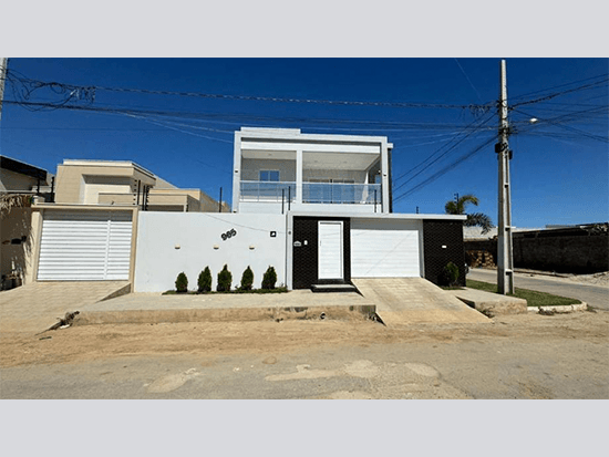 Casa - Patos - PB - Residencial,Comercial - Rua Padre Francisco Paulo Licarião, 965, Lot Jardim Cel. Miguel Satyro I, Jatobá, Patos, PB, 58707300. Casa, Padrão, Ocupado, 1 vaga(s) de garagem. Área(s): 231 m² de área terreno, 288,65 m² de área construída. Matrícula(s): 66.212. Cartório: 1° CRI DE PATOS. Inscrição da Prefeitura: 31.003.108.0026.000.0. A ARREMATAÇÃO NÃO CONTEMPLA BENS MÓVEIS, VEÍCULOS E QUAISQUER OBJETOS QUE EVENTUALMENTE APAREÇAM NAS IMAGENS. - leilão extrajudicial - Não informado BR - lance mínimo R$ 471.438