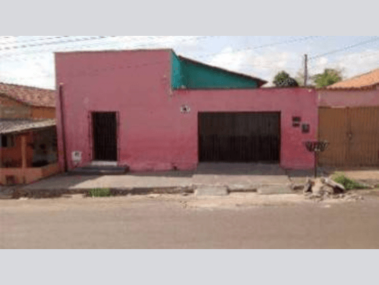 Casa - Araguaína - TO - Residencial,Comercial - Rua 30, 867, Vila Norte, Araguaína, TO, 77825808. Casa, Padrão, Ocupado, 1 vaga(s) de garagem. Área(s): 256,74 m² de área terreno, 103,6 m² de área construída. Matrícula(s): 90.265. Cartório: CRI DE ARAGUAINA. Inscrição da Prefeitura: 0039.0027.0004.0086.0001. A ARREMATAÇÃO NÃO CONTEMPLA BENS MÓVEIS, VEÍCULOS E QUAISQUER OBJETOS QUE EVENTUALMENTE APAREÇAM NAS IMAGENS. - leilão extrajudicial - Não informado BR - lance mínimo R$ 175.560