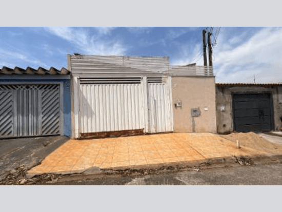 Casa - Ribeirão Preto - SP - Residencial,Comercial - Rua Ademir Spagnol Miluzzi, 976, Loteamento Jardim Diva Tarla De Carvalho, Jardim Diva Tarla De Carvalho, Ribeirão Preto, SP, 14079402. Casa, Padrão, Ocupado. Área(s): 150 m² de área terreno, 138,06 m² de área construída. Matrícula(s): 106.580. Cartório: 2º CRI DE RIBEIRAO PRETO. Inscrição da Prefeitura: 197543. A ARREMATAÇÃO NÃO CONTEMPLA BENS MÓVEIS, VEÍCULOS E QUAISQUER OBJETOS QUE EVENTUALMENTE APAREÇAM NAS IMAGENS. - leilão extrajudicial - Não informado BR - lance mínimo R$ 206.720