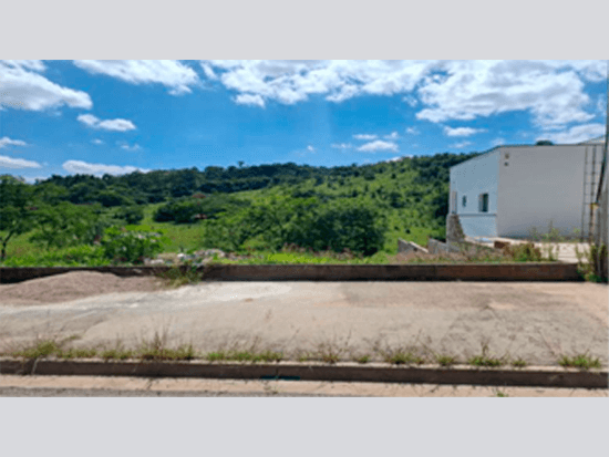 Terreno - Itupeva - SP - Residencial,Terreno - Itupeva/SP. Bairro Jardim Itália. Rua Elvira Vicentini Poli. sn (Lote 07 da Quadra M). Terreno com área superficial de 250,00m². Matrícula 138.815 do 1° RI de Jundiaí. - leilão extrajudicial - Não informado BR - lance mínimo R$ 221.920