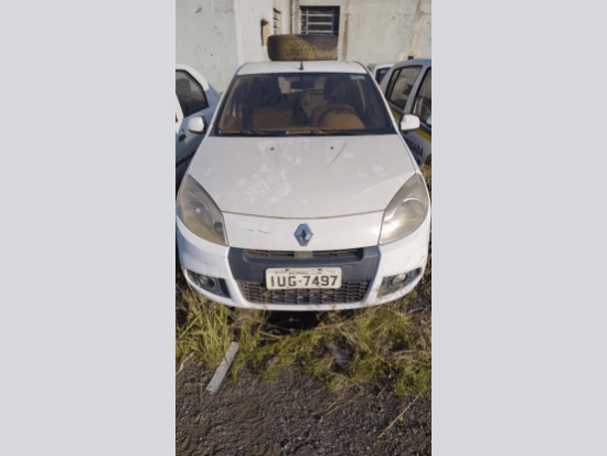 Sucata - Renault Sandero EXP 16HP 2013 2013 Gas/Alc - Automóveis,Camionetas,Motos,Caminhões,Ônibus - R. Barão do Gravataí PORTO ALEGRE RS - lance mínimo R$ 4.500