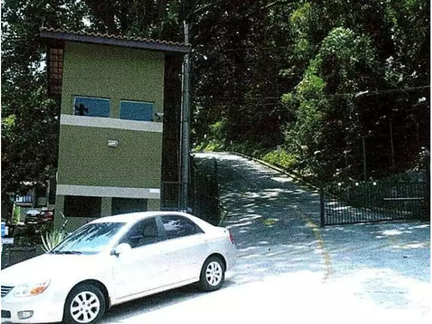 Terreno à venda em leilão - leilão judicial - Guarujá SP - lance mínimo R$ 258.024