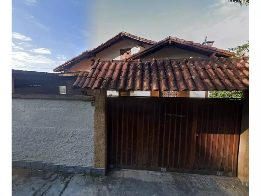 Casa à venda em leilão - leilão extrajudicial - Teresópolis RJ - lance mínimo R$ 600.000