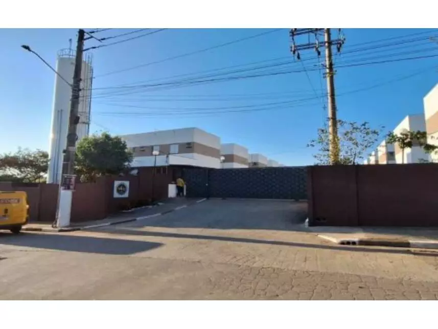 Casa à venda em leilão - leilão extrajudicial - Cotia SP - lance mínimo R$ 93.665