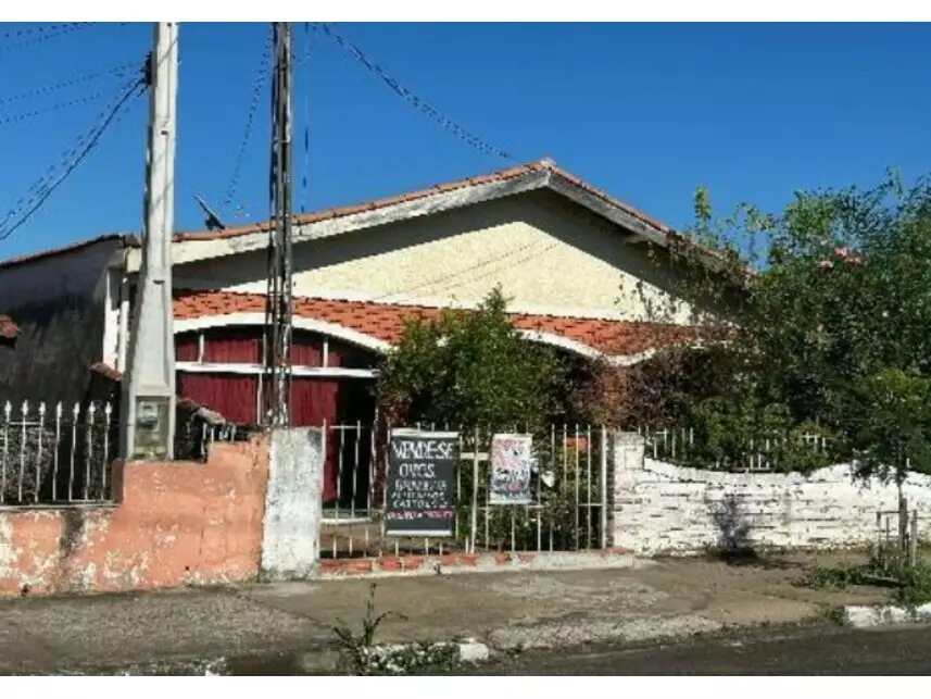 Casa à venda em leilão - leilão extrajudicial - São Pedro SP - lance mínimo R$ 193.050