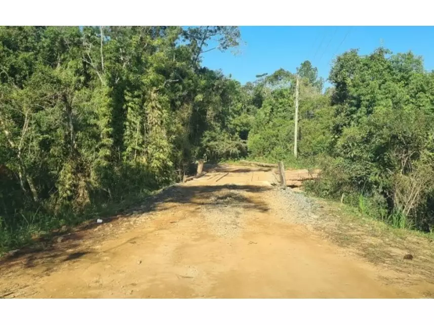 Terreno à venda em leilão - leilão judicial - Juquitiba SP - lance mínimo R$ 32.402