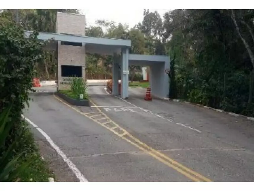 Casa à venda em leilão - leilão extrajudicial - Santana de Parnaíba SP - lance mínimo R$ 567.930