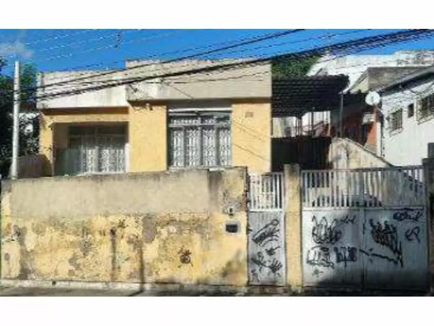 Casa à venda em leilão - leilão extrajudicial - Rio de Janeiro RJ - lance mínimo R$ 251.295