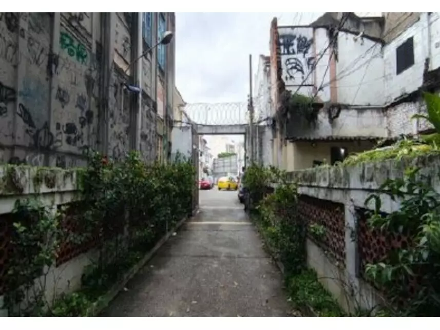 Casa à venda em leilão - leilão extrajudicial - Rio de Janeiro RJ - lance mínimo R$ 293.288