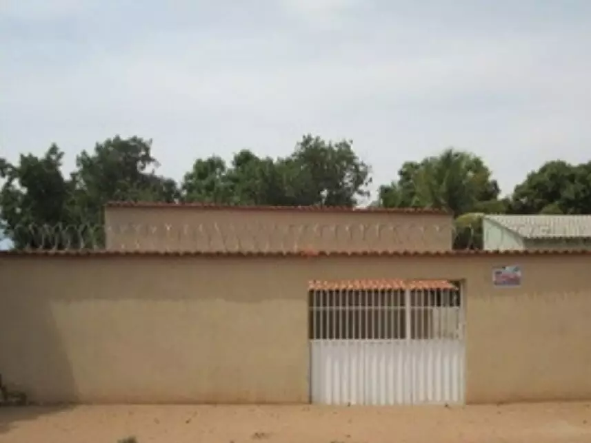 Casa à venda em leilão - leilão extrajudicial - Buritizeiro MG - lance mínimo R$ 298.000