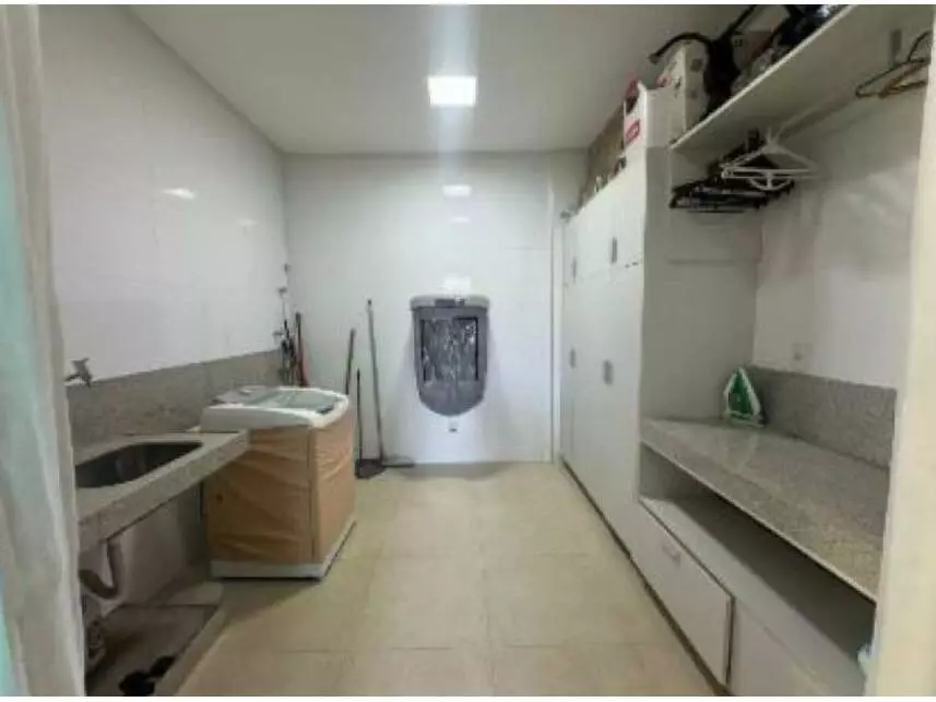 Casa à venda em leilão - leilão extrajudicial - Divinópolis MG - lance mínimo R$ 1.459.960