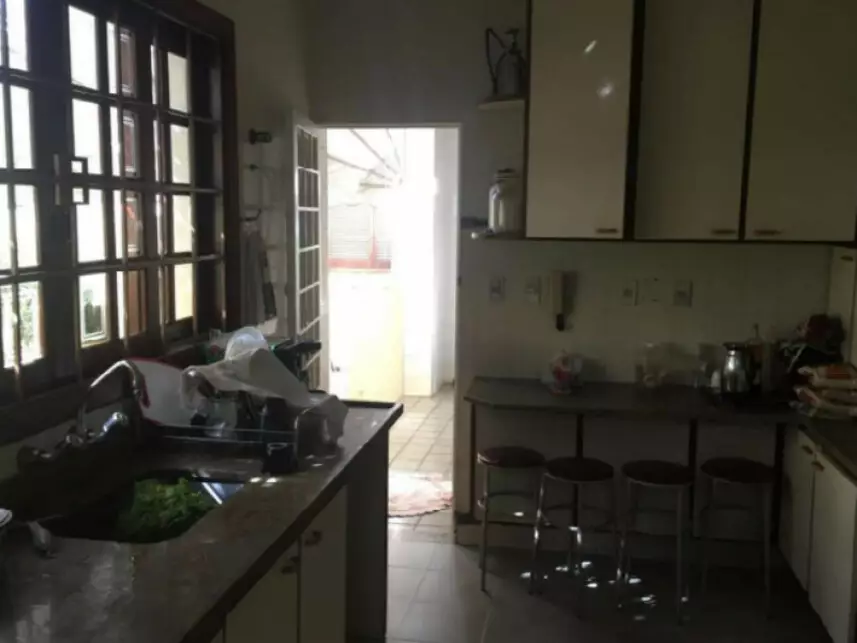 Casa à venda em leilão - leilão extrajudicial - Araçatuba SP - lance mínimo R$ 730.000