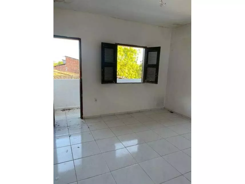 Apartamento à venda em leilão - leilão extrajudicial - Horizonte CE - lance mínimo R$ 130.000