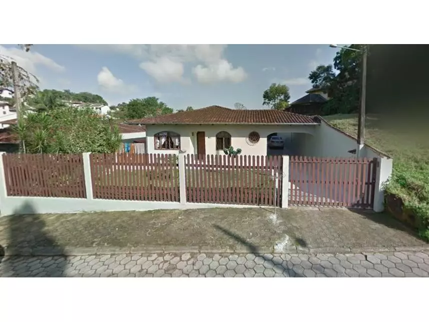 Casa à venda em leilão - leilão extrajudicial - Joinville SC - lance mínimo R$ 427.163