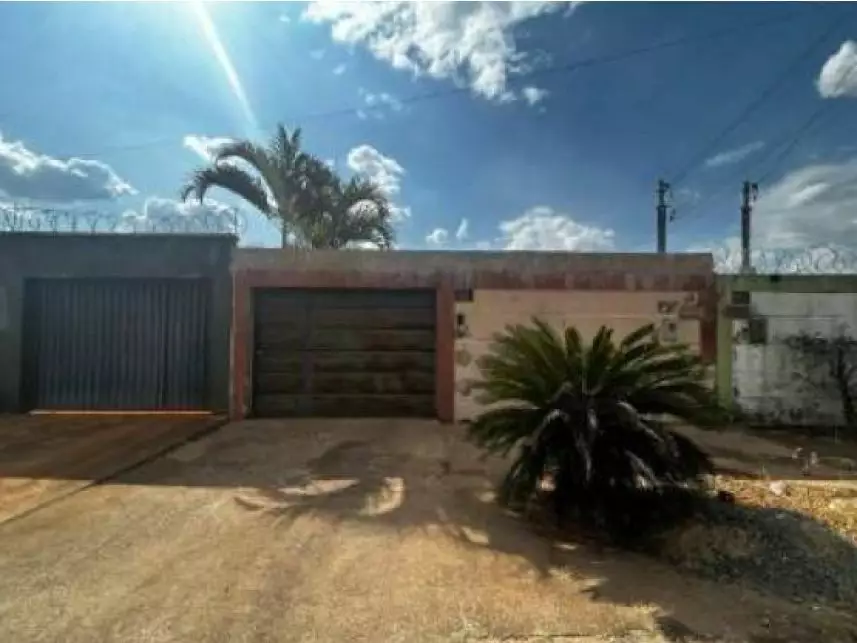 Casa à venda em leilão - leilão extrajudicial - Aparecida de Goiânia GO - lance mínimo R$ 222.680