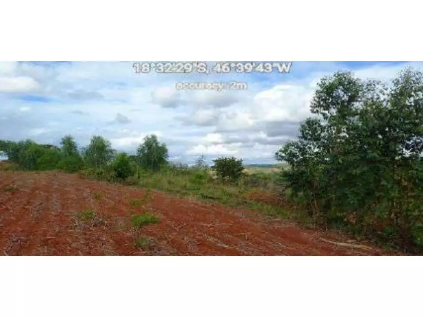 Área Rural à venda em leilão - leilão extrajudicial - Patos de Minas MG - lance mínimo R$ 189.000