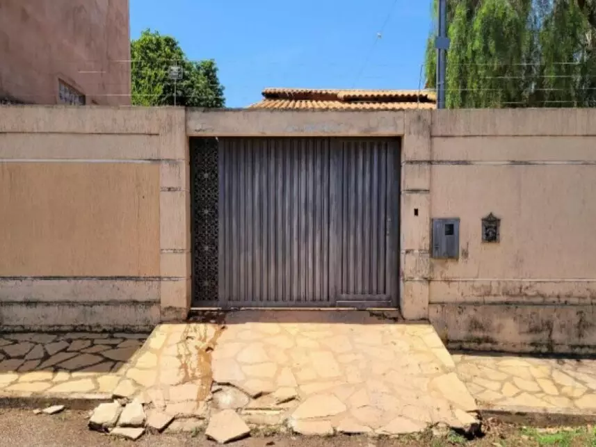 Casa à venda em leilão - leilão extrajudicial - Luziânia GO - lance mínimo R$ 330.030