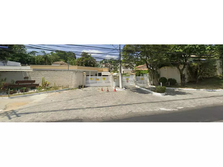 Casa à venda em leilão - leilão extrajudicial - Niterói RJ - lance mínimo R$ 464.000
