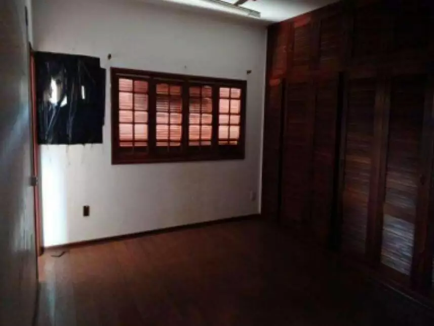 Casa à venda em leilão - leilão extrajudicial - Orlândia SP - lance mínimo R$ 813.700