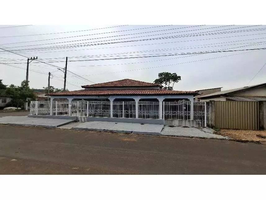 Casa à venda em leilão - leilão extrajudicial - Nortelândia MT - lance mínimo R$ 634.000