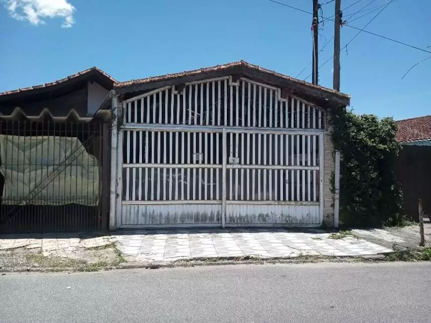 Casa à venda em leilão - leilão extrajudicial - Praia Grande SP - lance mínimo R$ 203.000