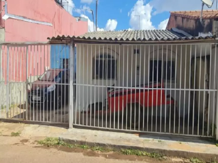 Casa à venda em leilão - leilão extrajudicial - Ceilandia DF - lance mínimo R$ 245.000