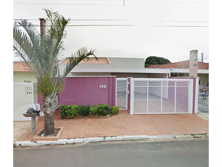 Casa à venda em leilão - leilão judicial - Marília SP - lance mínimo R$ 565.177