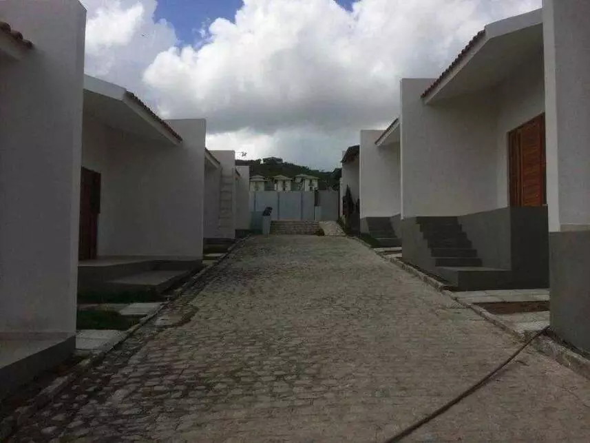 Casa à venda em leilão - leilão extrajudicial - Gravatá PE - lance mínimo R$ 132.000