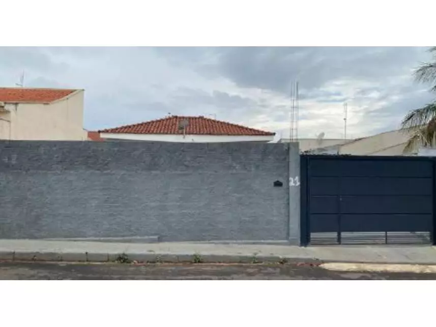 Casa à venda em leilão - leilão extrajudicial - Taquaritinga SP - lance mínimo R$ 137.000