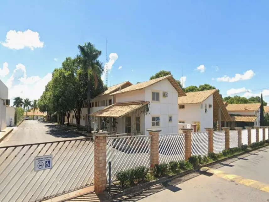 Casa à venda em leilão - leilão extrajudicial - Caldas Novas GO - lance mínimo R$ 353.784