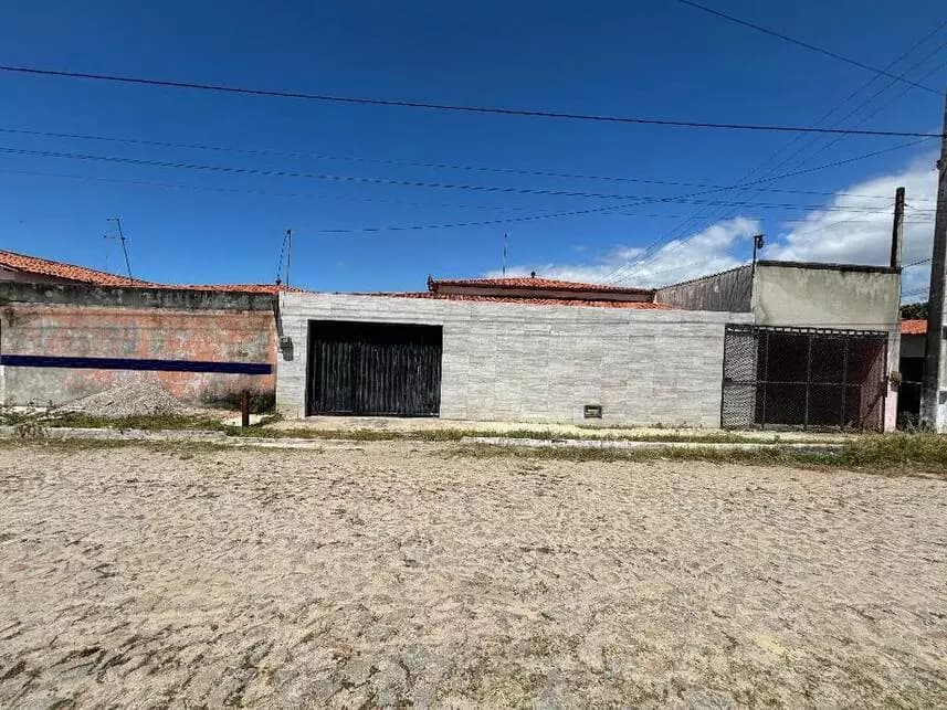 Casa à venda em leilão - leilão extrajudicial - Pindoretama CE - lance mínimo R$ 182.194