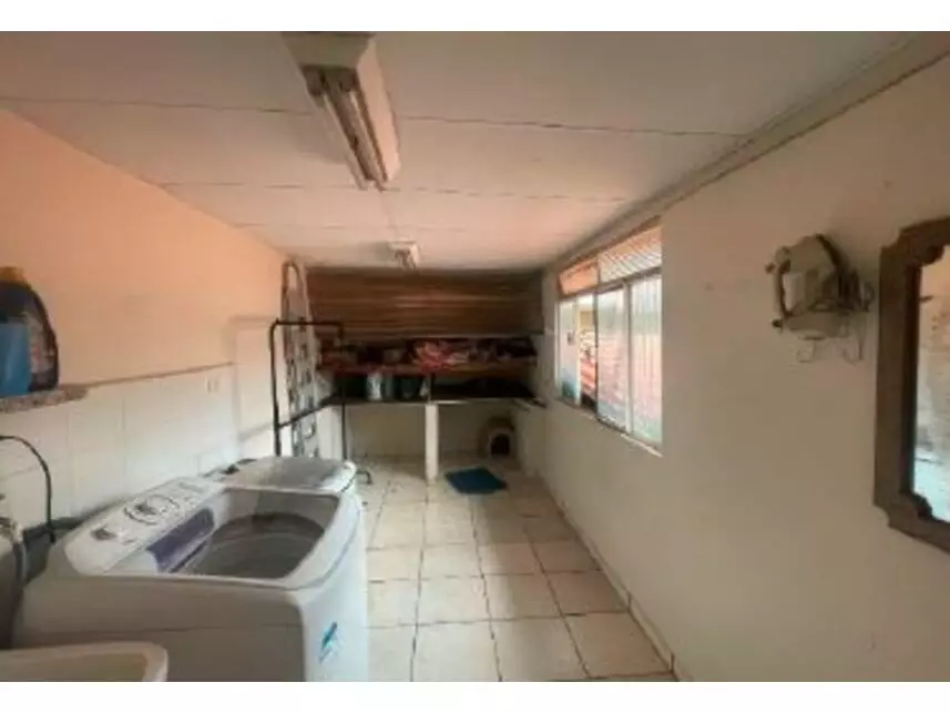 Casa à venda em leilão - leilão extrajudicial - Piracicaba SP - lance mínimo R$ 409.000