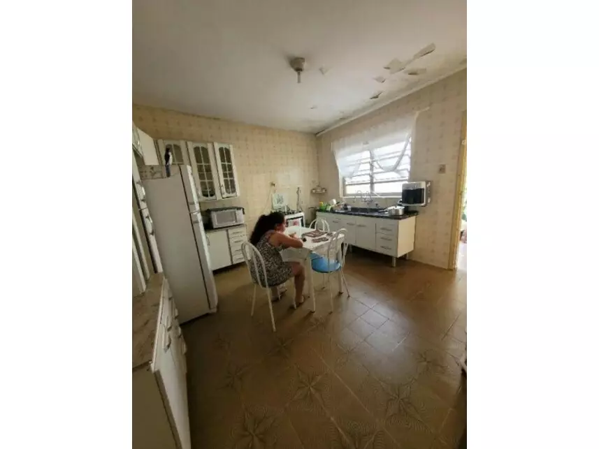 Casa à venda em leilão - leilão judicial - São Paulo SP - lance mínimo R$ 180.946