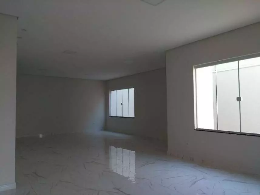 Casa à venda em leilão - leilão extrajudicial - Botucatu SP - lance mínimo R$ 454.480