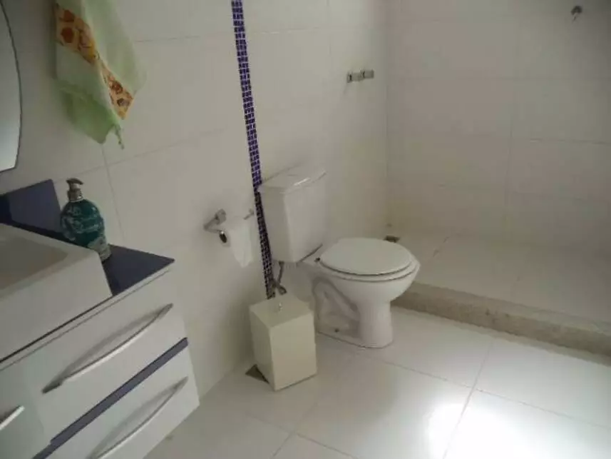 Casa à venda em leilão - leilão extrajudicial - Porto Alegre RS - lance mínimo R$ 547.200