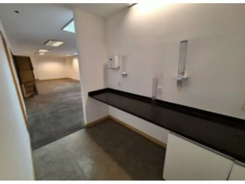 Conjunto Comercial à venda - leilão extrajudicial - Rio de Janeiro RJ - lance mínimo R$ 1.000.000