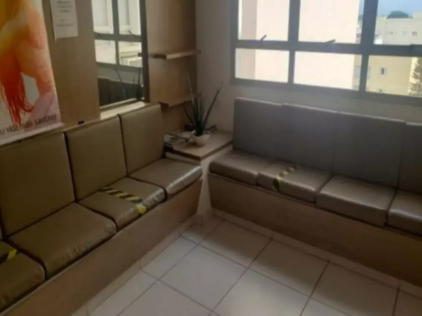 Sala Comercial à venda em leilão - leilão extrajudicial - Taubaté SP - lance mínimo R$ 45.000