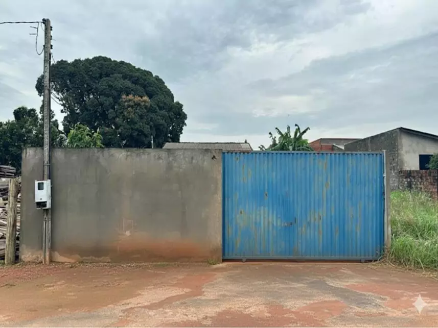 Casa à venda em leilão - leilão extrajudicial - Cerejeiras RO - lance mínimo R$ 180.000