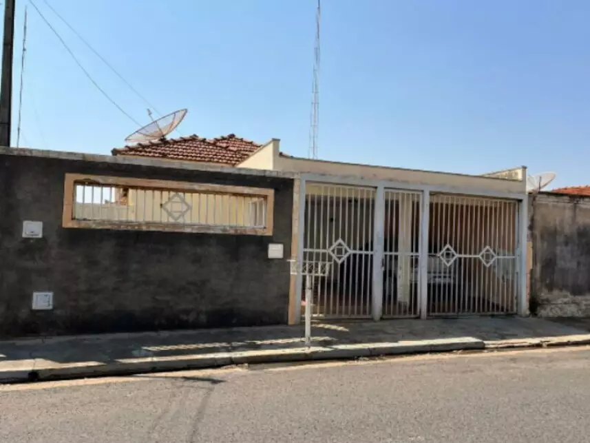 Casa à venda em leilão - leilão extrajudicial - Promissão SP - lance mínimo R$ 256.900