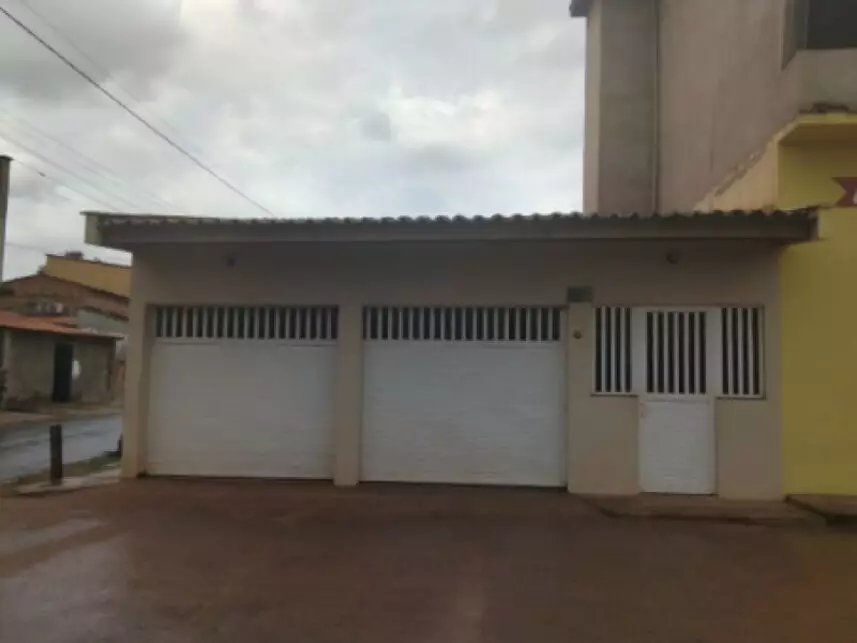 Casa à venda em leilão - leilão extrajudicial - Viana MA - lance mínimo R$ 202.400