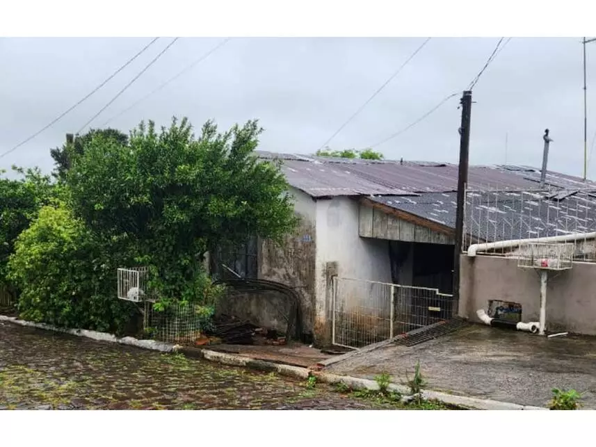 Casa à venda em leilão - leilão extrajudicial - Santiago RS - lance mínimo R$ 86.662