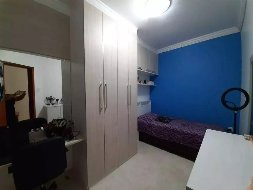 Casa à venda em leilão - leilão extrajudicial - Campos dos Goytacazes RJ - lance mínimo R$ 182.160