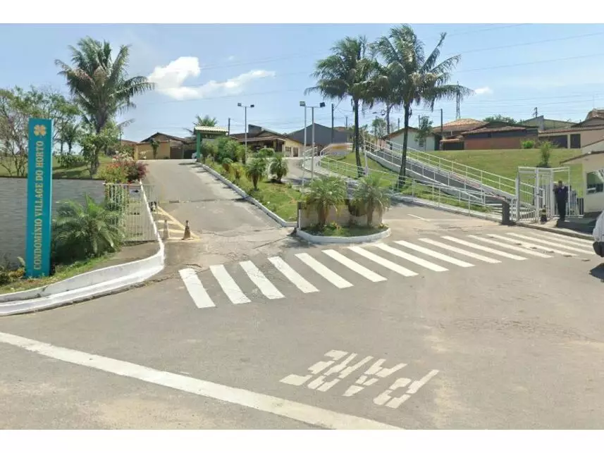 Casa à venda em leilão - leilão extrajudicial - Macaé RJ - lance mínimo R$ 192.943