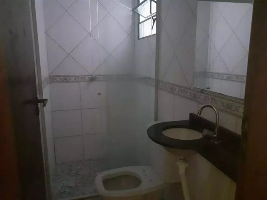 Casa à venda em leilão - leilão extrajudicial - Praia Grande SP - lance mínimo R$ 409.000