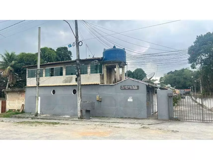 Casa à venda em leilão - leilão extrajudicial - Tanguá RJ - lance mínimo R$ 83.684