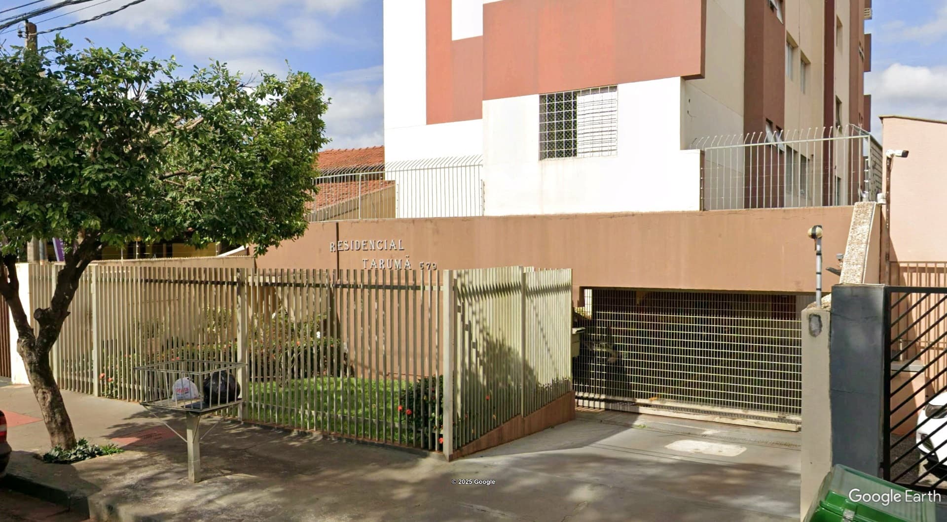 Apto nº 72 no Res. Tarumã em Londrina/PR - leilão judicial - Londrina PR - lance mínimo R$ 160.000