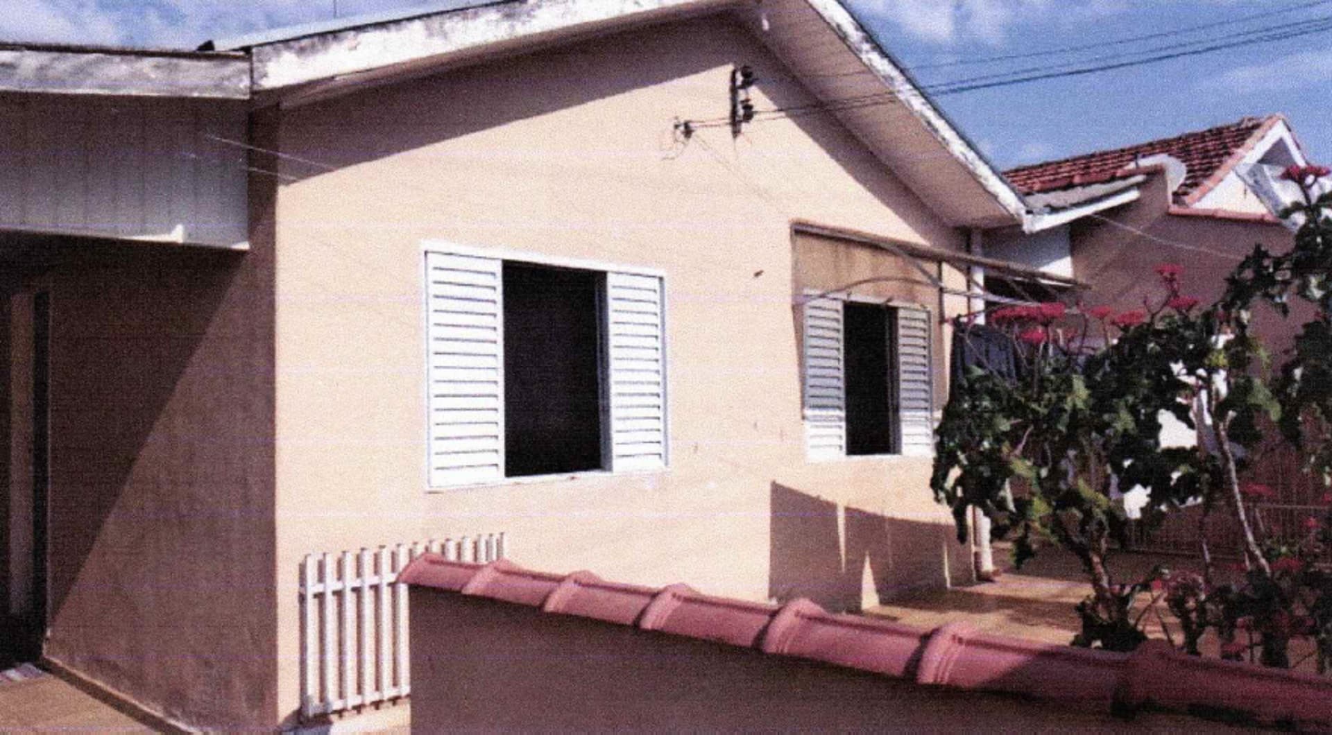 Direitos - Imóvel c/ 268,80m² no Parque Aeroporto em Jacarezinho/PR - leilão judicial - Jacarezinho PR - lance mínimo R$ 102.659