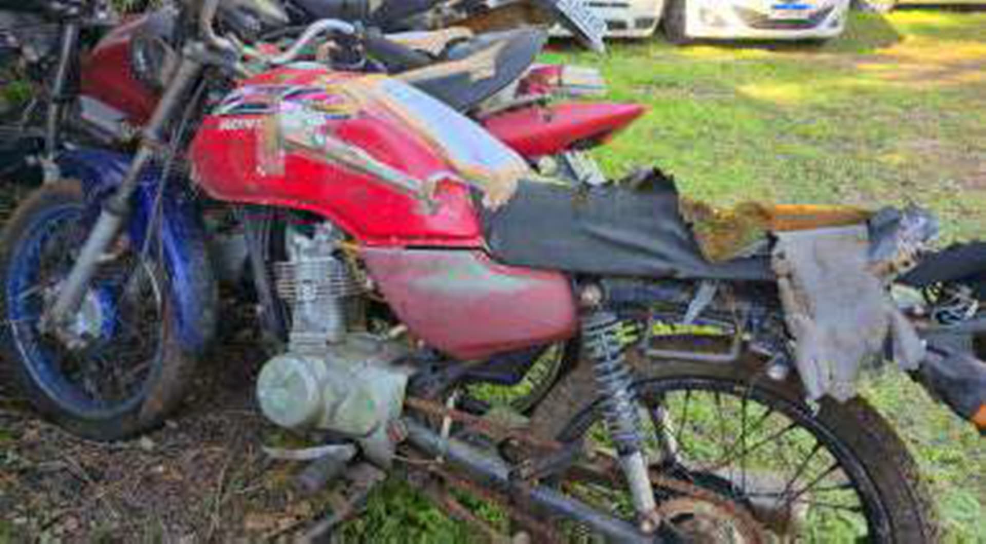 Sucata - Honda CG 125, 97/97 em Barracão/PR - leilão judicial - Não informado BR - lance mínimo R$ 0
