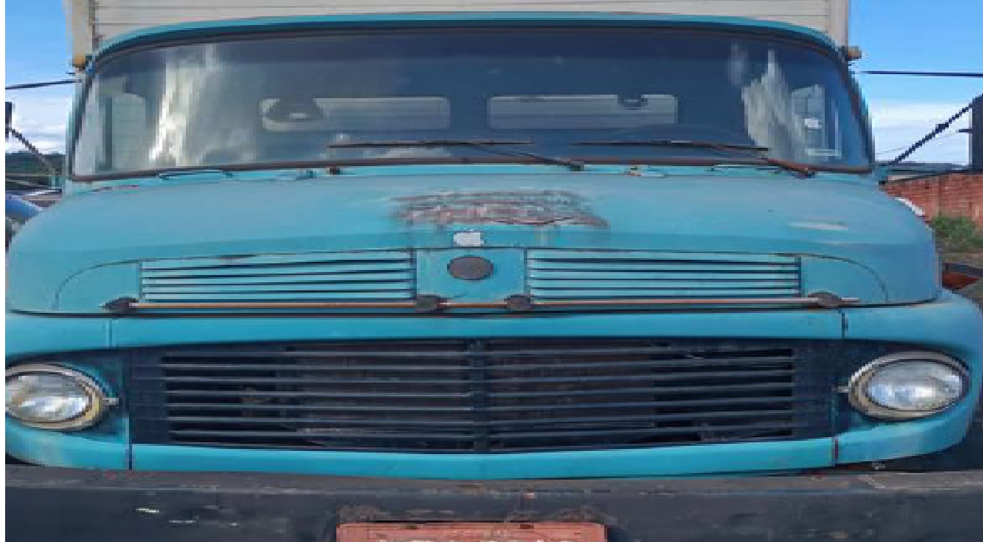 Mercedes Bens L 1113, 82/82 em Londrina/PR - leilão judicial - Londrina PR - lance mínimo R$ 8.000